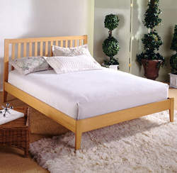 10" QUEEN 6.5 MEMORY FOAM MATT W/PLATFORM BED + PILLOWS